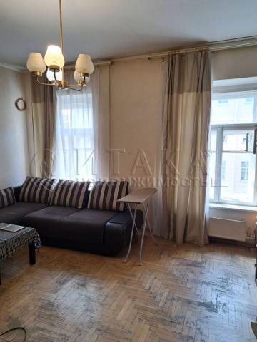 пр-кт. Лиговский, 106