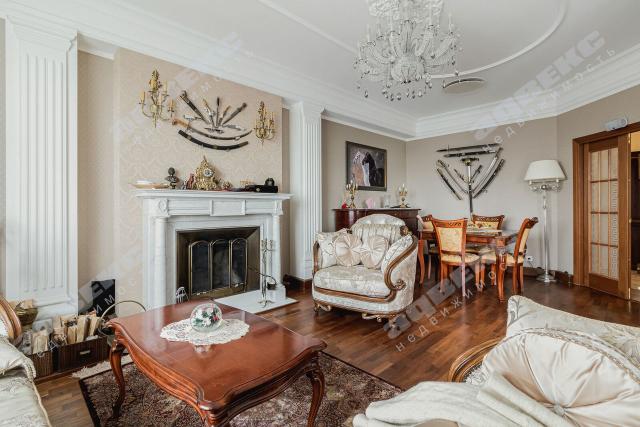 Дрезденская ул., 11к2