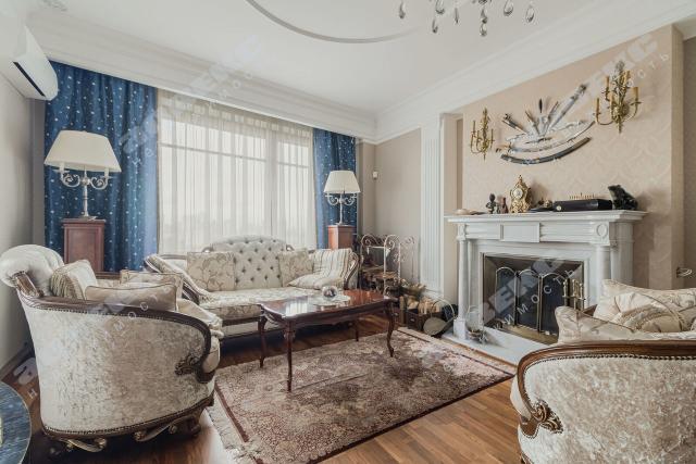 Дрезденская ул., 11к2