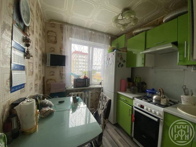 Ломоносов г., Швейцарская ул., д 8