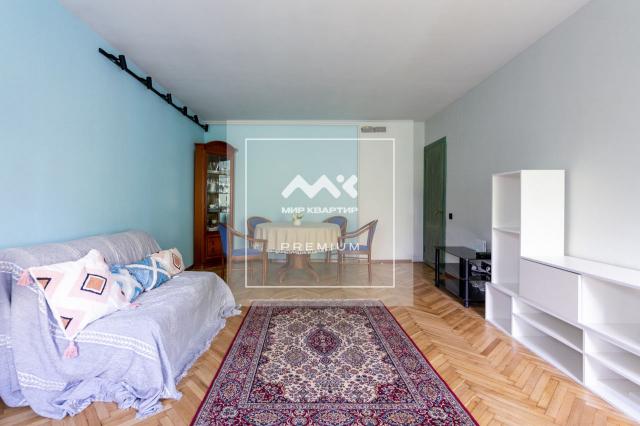 Кронверкский проспект, 51