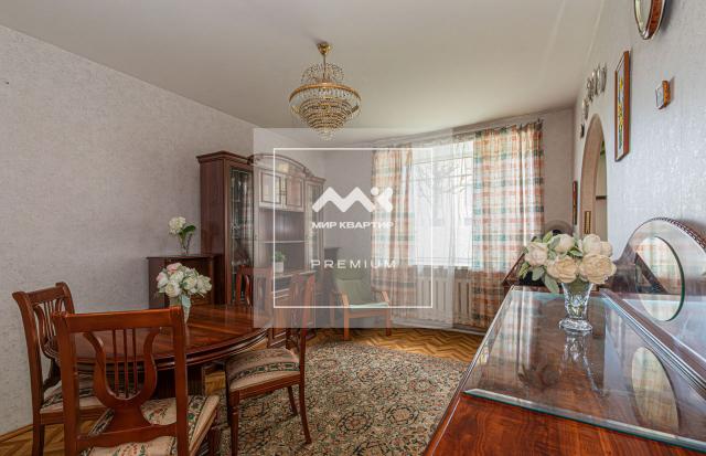 Кавалергардская ул., 30