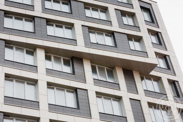 Лисичанская ул., д 22