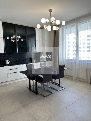 Ждановская ул., 45