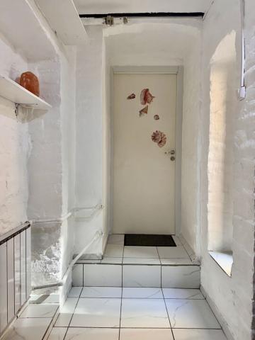 11-я Линия, 46