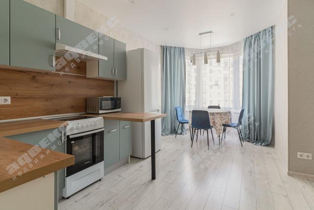 Малая Бухарестская ул., 12