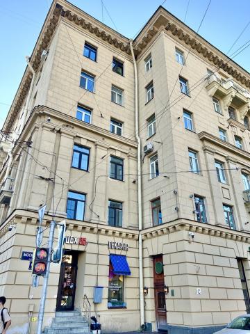 Московский проспект, 182