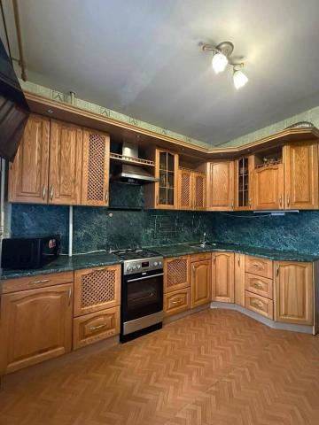 Ленинградская обл. Всеврюоложский район, г.Сертолово , мкрн. Сертолово-1, ул. Ветеранов 15, 15