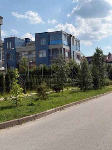 ш. Суздальское, 8