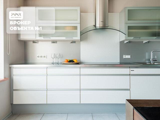 Кораблестроителей ул., 44