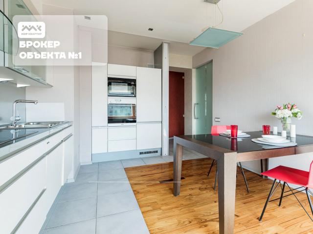 Кораблестроителей ул., 44