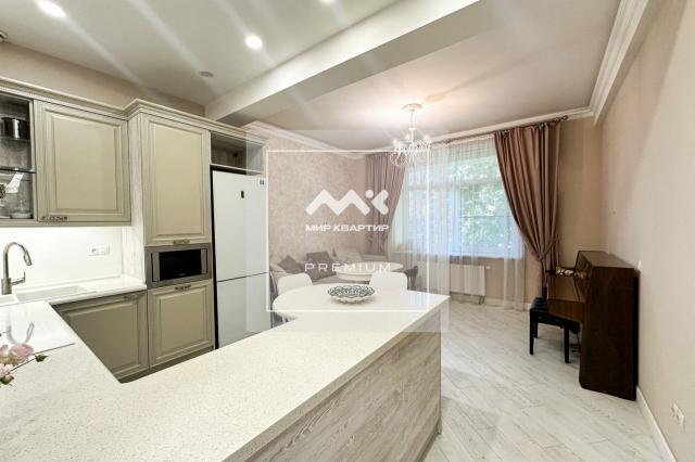 Рентгена ул., 19