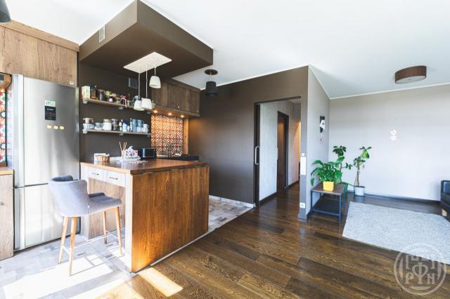 Курляндская ул., д 16-18