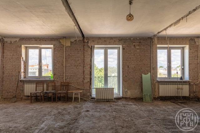 Курляндская ул., д 16-18