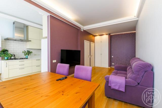 Парголовская ул., д 3