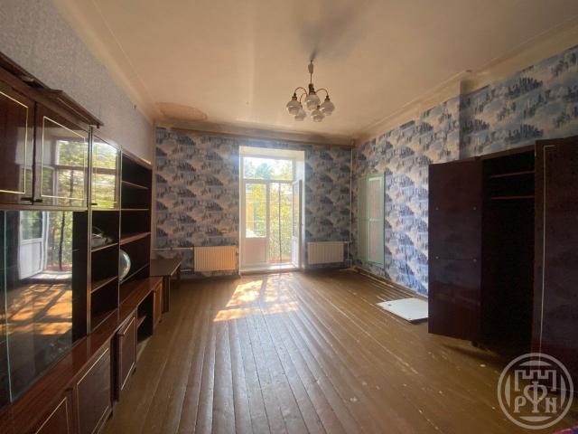 Ломоносов г., Дворцовый просп., д 51