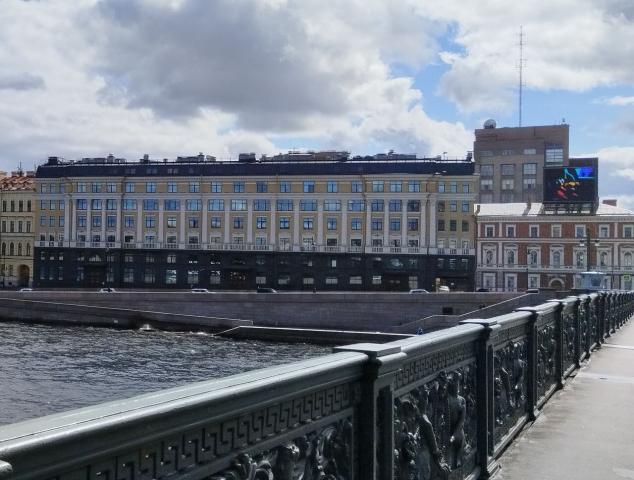 Воскресенская наб., 32