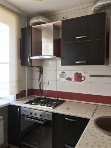 Ленинградская область, Свердлова им. пос., 1-й микрорайон, 1а