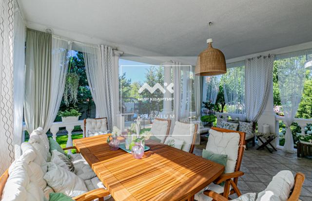 Лисий Нос п., Парковая ул., 5