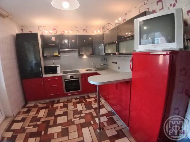 Кириши г., Нефтехимиков ул., д 45