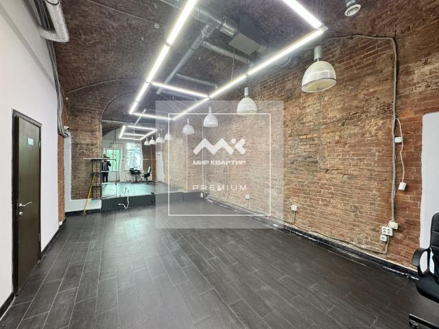 Большая Московская ул., 1-3