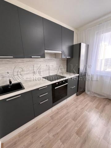 ул. Чарушинская, 12