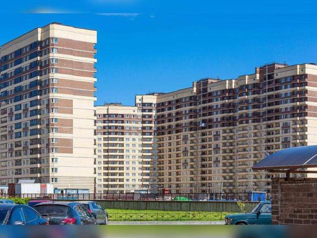 Мурино, Шоссе в Лаврики улица, 76