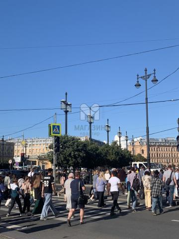 Бринько пер., 1-3-5