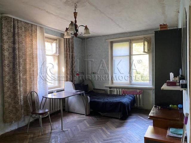 ул. Танкиста Хрустицкого, 8