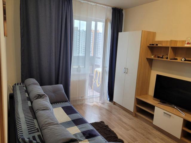 Чарушинская улица, 10 строение 1