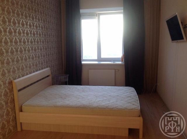 Есенина ул., д 1