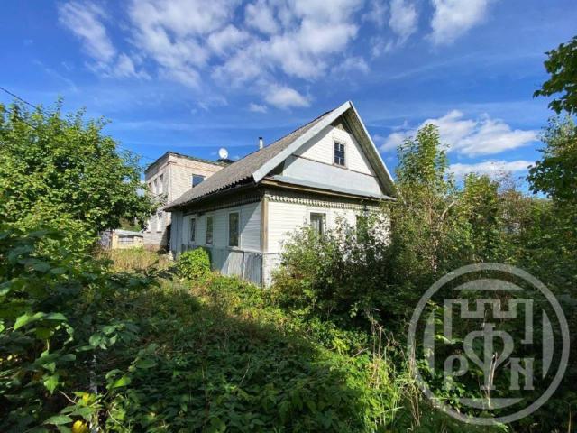 Волосово г., Мира ул., д 9