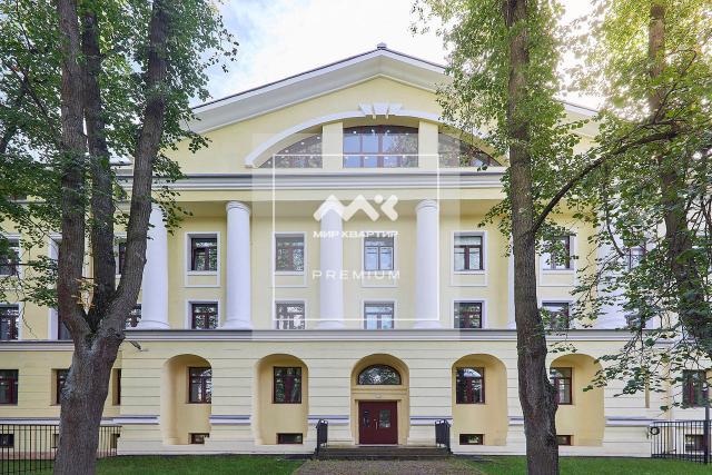 Пушкин г., Захаржевская ул., 14