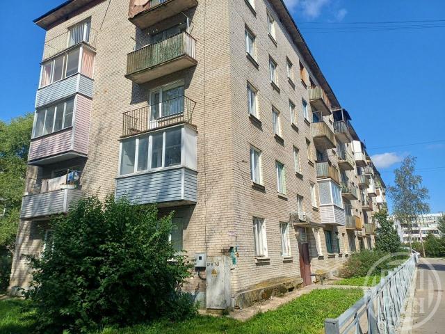 Сланцы г., Баранова ул., д 4