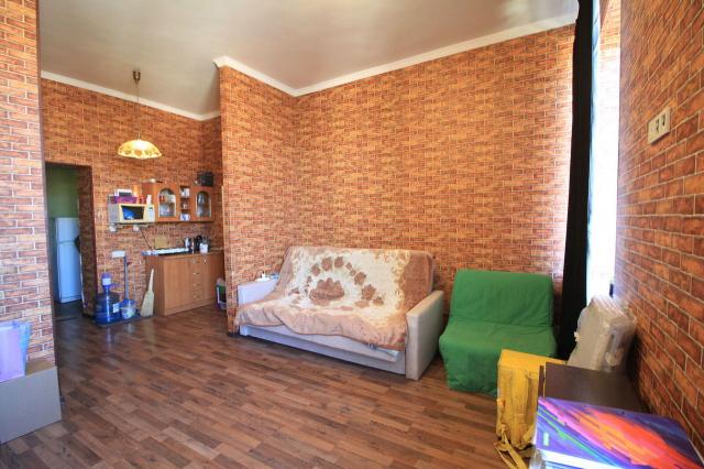 Большеохтинский пр., 7