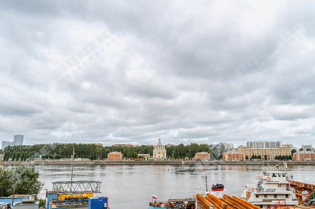 Обуховской Обороны проспект, 36