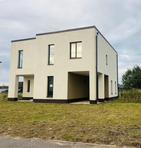 Ленинградская область, Низино дер., Лётчика Антоненко ул., 8