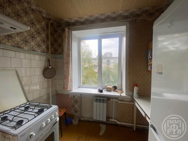 Ломоносов г., Красноармейская ул., д 21