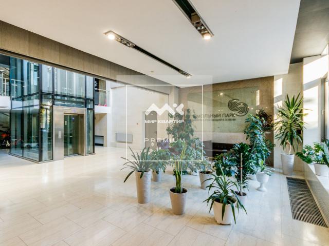 Смольного ул., 2