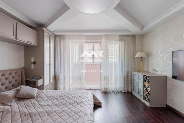 Латышских Стрелков ул., 17