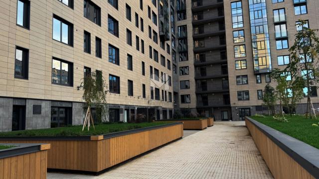 Академика Константинова ул., 1к1с1