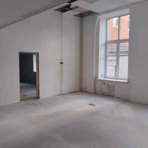 Макарова наб., 32