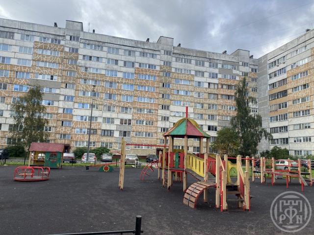 Ломоносов г., Победы ул., д 36