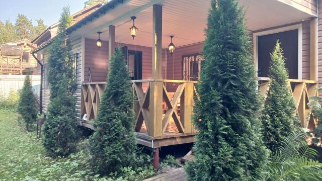 Ленинградская область, Вырица городской посёлок, Суворовский пр., 104