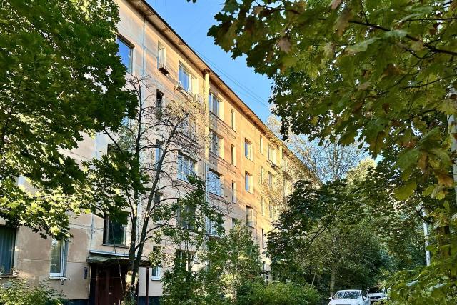 Бурцева ул., 11