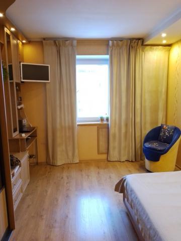 Доблести улица, 20