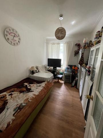 Ленинградская область, Ильичево пос., Озерная ул., 2