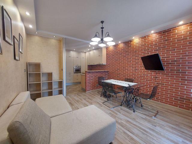 Ушаковская наб., 1к4