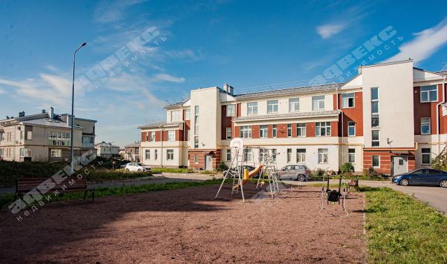 Ленинградская область, Пикколово дер., Петровская ул., 18 к.1