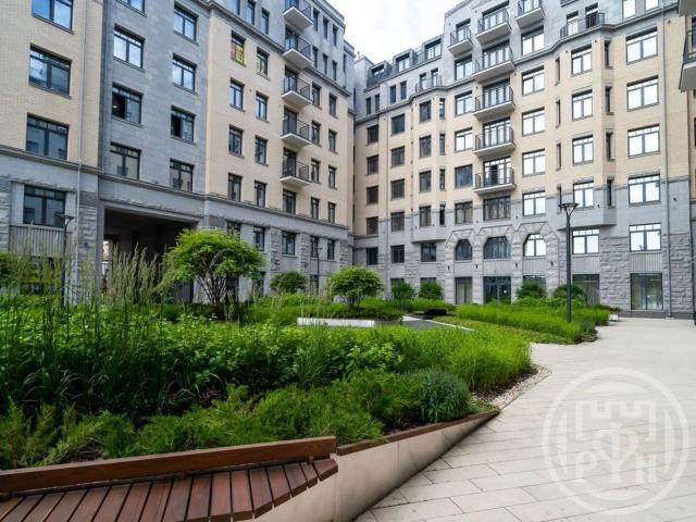 Реки Карповки наб., д 31